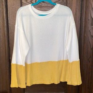 LIGHTWEIGHT SPRING/SUMMER SWEATER